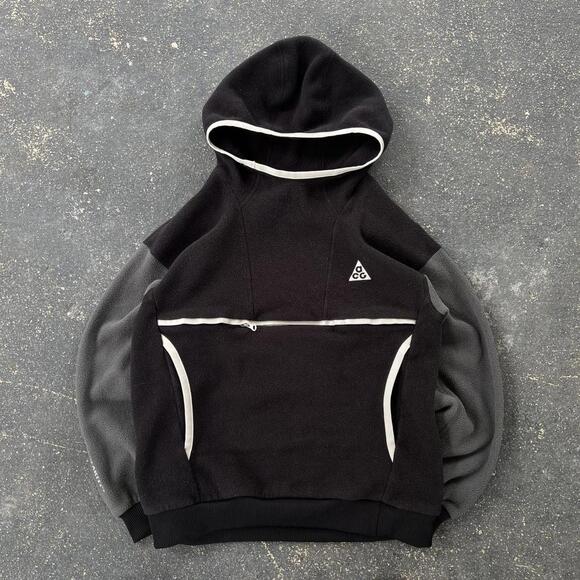 Nike ACG Black Fleece Pullover - Picture 1 of 4